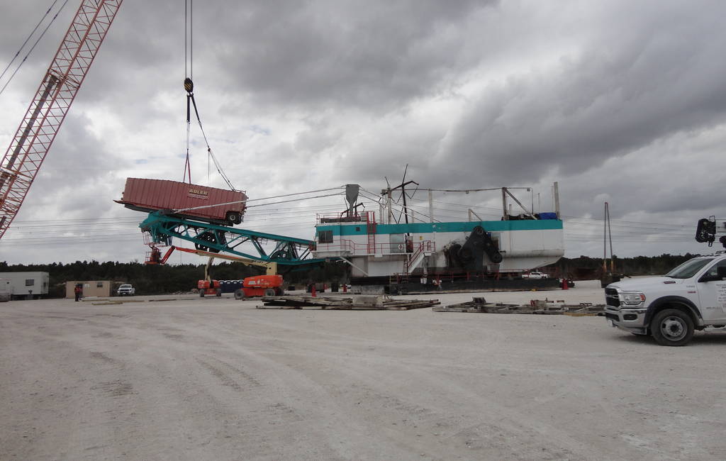 Phillystran Dragline Move under 500,000V Power Lines